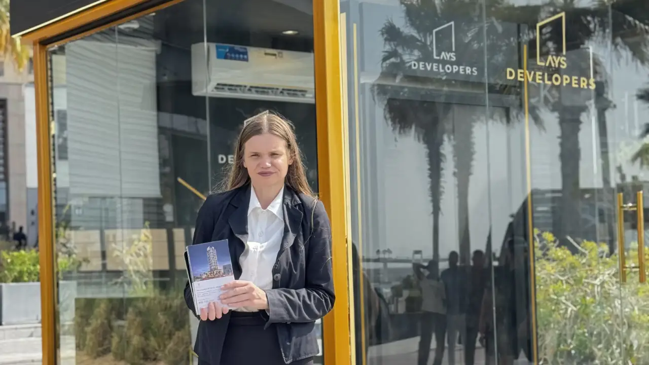 Jumeirah Beach Residence, The Walk (The Beach Kiosk) Jumeirah Beach Residence, The Walk (The Beach Kiosk)